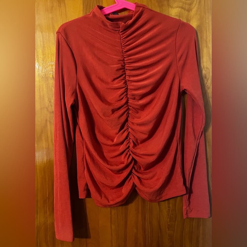 Long sleeve top